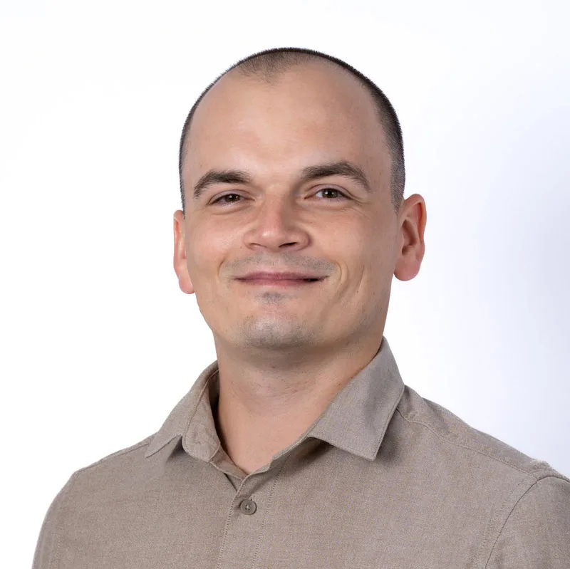 przemek-profilowe-skysnap-800px